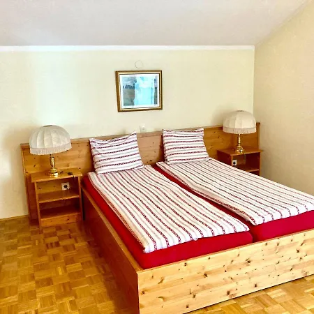 Apartman Jana By Woerthersee شقة Raunach